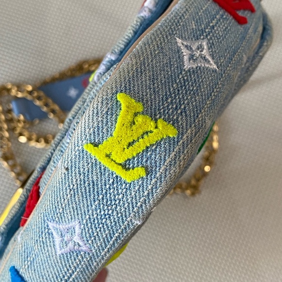 💙LV DENIM💙Louis Vuitton denim Pochette on chain - Picture 7 of 14